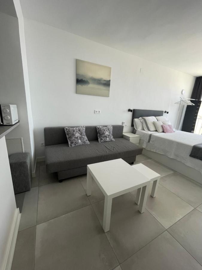 Apartamento Con Vistas Al Mar A Metros De La Playa Carihuela Soleil Διαμέρισμα Τορρεμολίνος Εξωτερικό φωτογραφία
