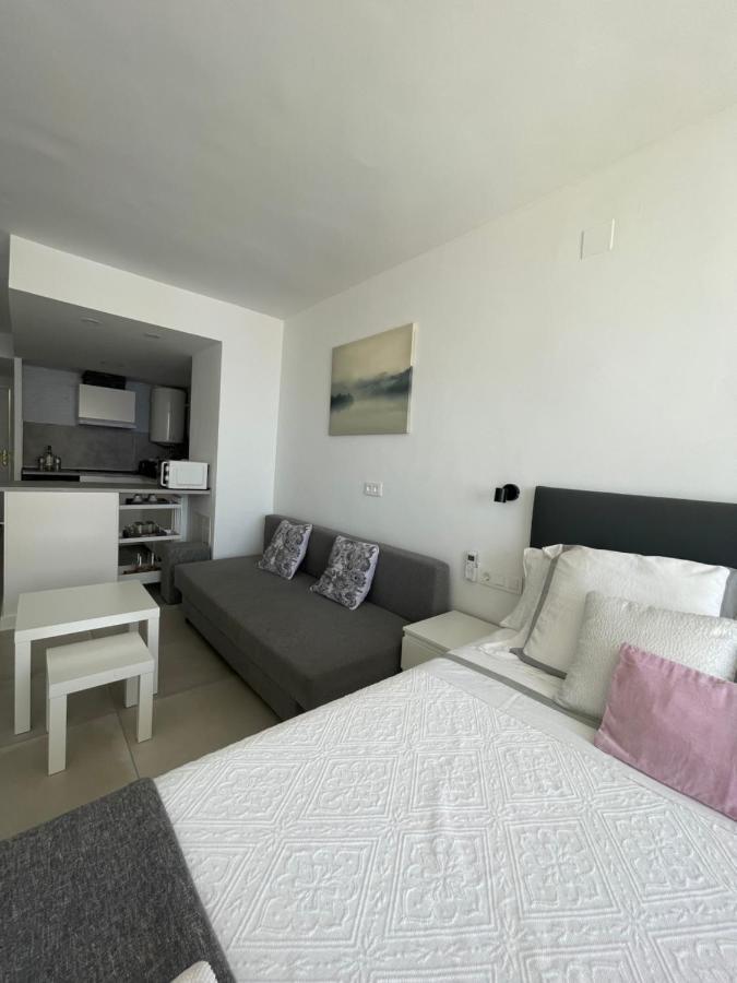 Apartamento Con Vistas Al Mar A Metros De La Playa Carihuela Soleil Διαμέρισμα Τορρεμολίνος Εξωτερικό φωτογραφία